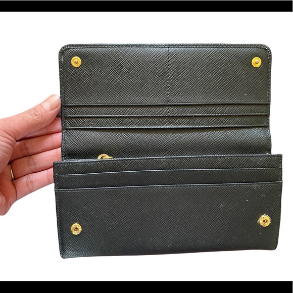 Prada wallet - Picture 6 of 10